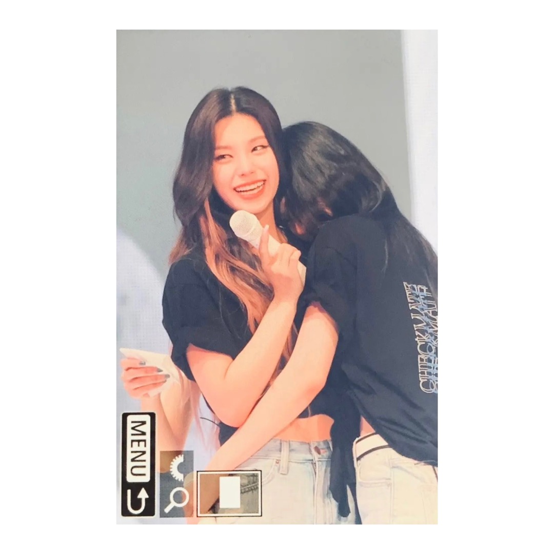 ITZY クッションカバー　イェジ　リア　リュジン　チェリョン　ユナ 61rrABLZ8lL._AC_SY200_QL15_.jpg